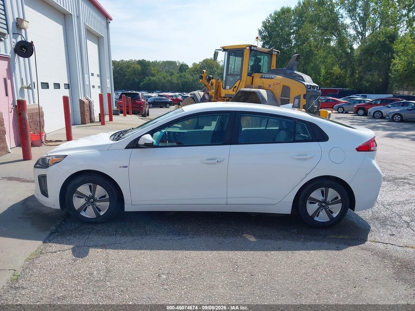 HYUNDAI IONIQ HYBRID 2020 VIN KMHC65LC4LU233564