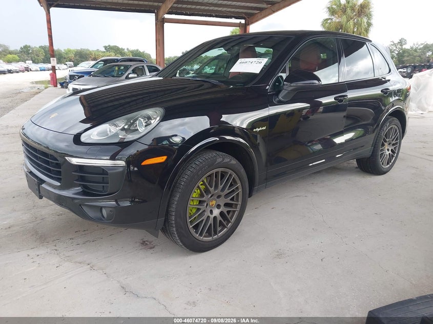 2017 PORSCHE CAYENNE E-HYBRID auction photo 2