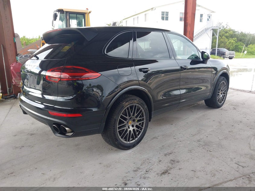 2017 PORSCHE CAYENNE E-HYBRID auction photo 4