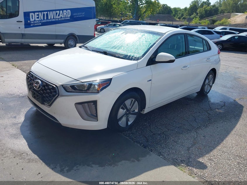 Vin: kmhc65lc2lu233482, lot: 46574281, hyundai ioniq hybrid blue 20202