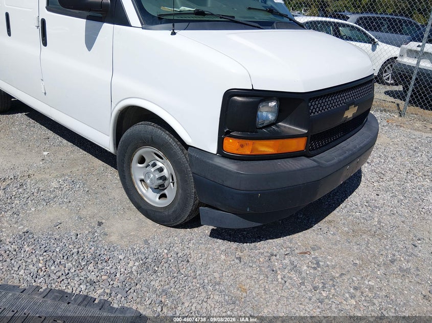 2017 CHEVROLET EXPRESS 2500 auction photo 6