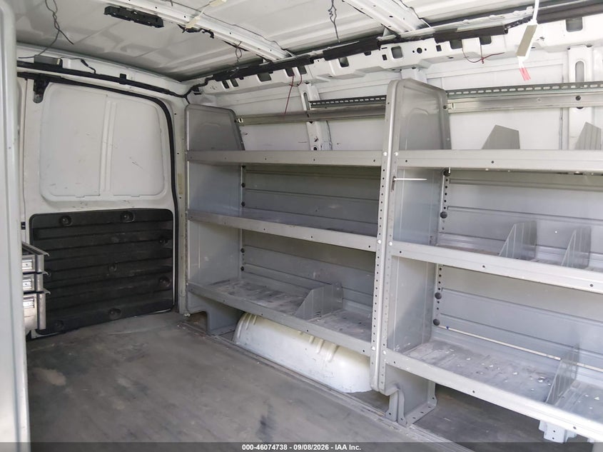 2017 CHEVROLET EXPRESS 2500 auction photo 8