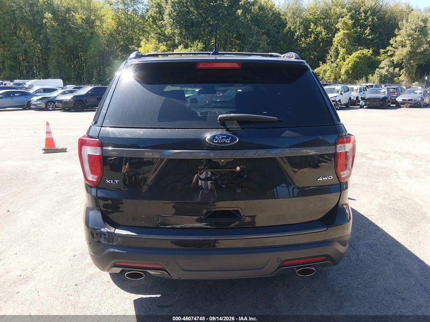 2018 FORD EXPLORER XLT · Фото 16