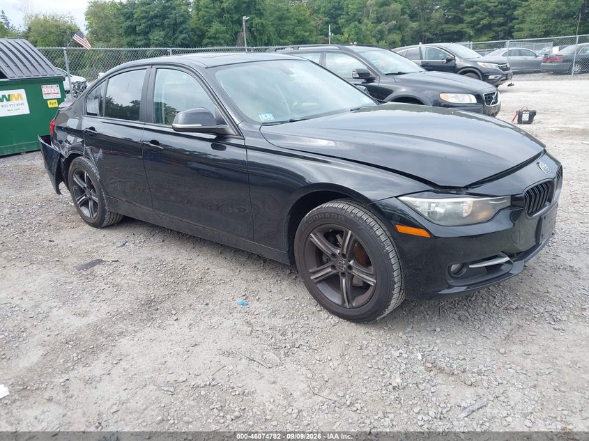 2013 BMW 328I — zdjęcie z aukcji