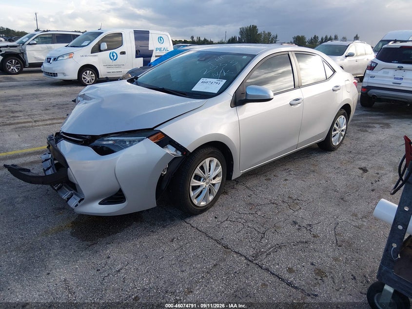 TOYOTA COROLLA - zdjęcie 2