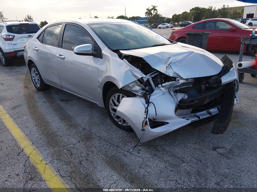 TOYOTA COROLLA - zdjęcie 6
