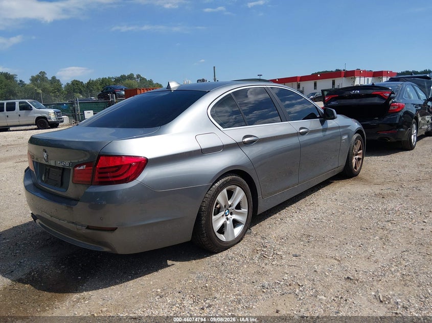 Vin: wbaxh5c53cdw07581, lot: 46574341, bmw 528i xdrive 20124