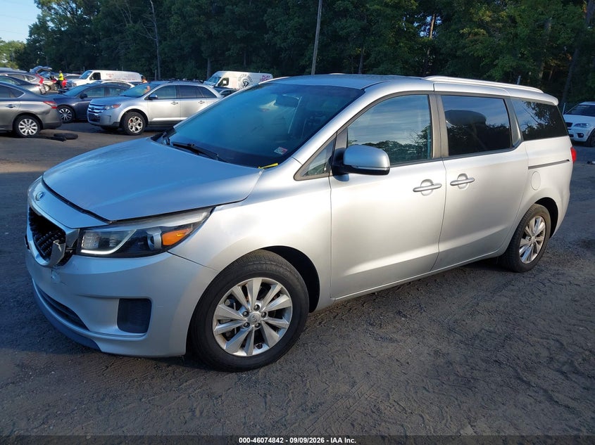 2016 KIA SEDONA auction photo 2