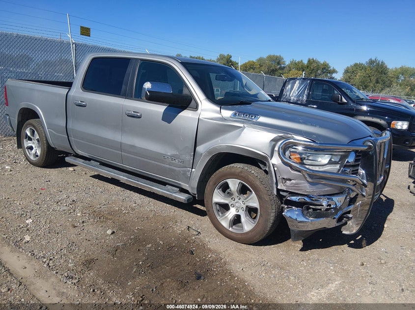 Vin: 1c6srfrt7kn506307, lot: 46574471, ram 1500 laramie  4x4 6'4 box 2019 img_1