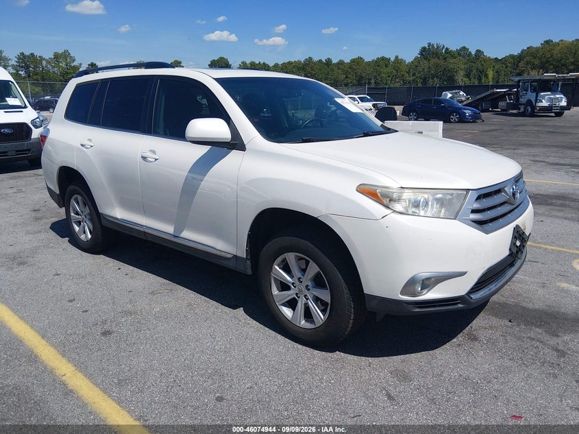 2013 TOYOTA HIGHLANDER auction photo 1