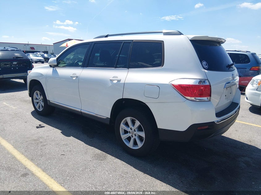 2013 TOYOTA HIGHLANDER auction photo 3