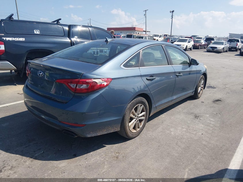 2015 HYUNDAI SONATA auction photo 4