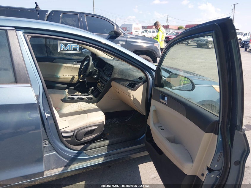 2015 HYUNDAI SONATA auction photo 5