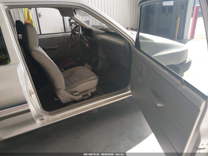 1991 FORD FESTIVA auction photo 5