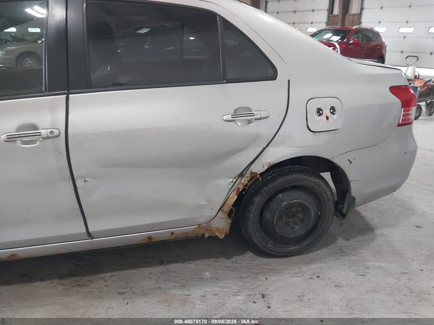 2008 TOYOTA YARIS auction photo 6