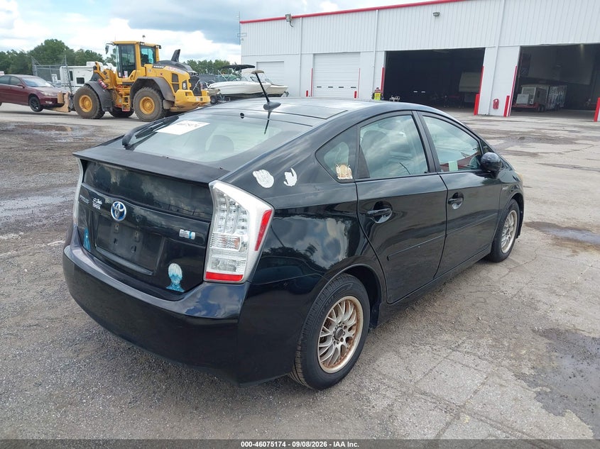 2010 TOYOTA PRIUS auction photo 4