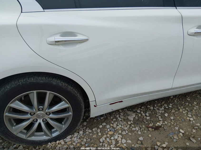 2015 INFINITI Q50 auction photo 6