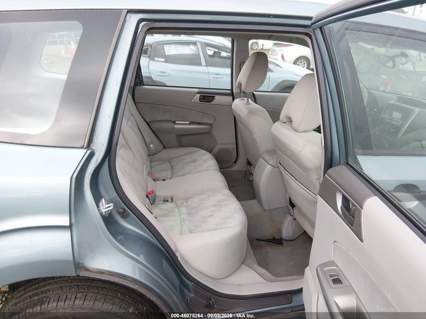 2009 SUBARU FORESTER auction photo 8