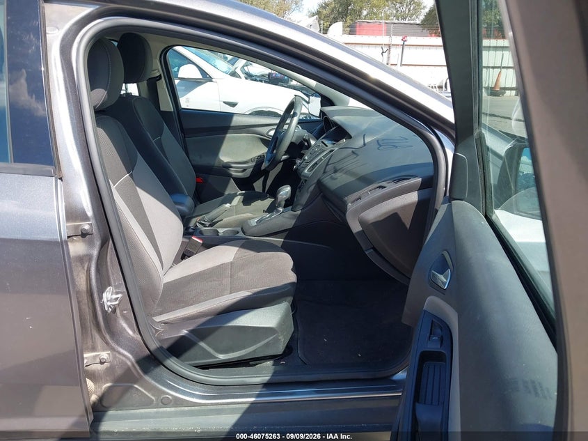 FORD FOCUS 2014 VIN 1FADP3K22EL283087