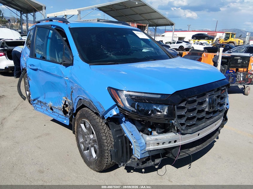 Vin: 5fnyf8h69rb017483, lot: 46574854, honda passport awd trailsport 2024 img_1