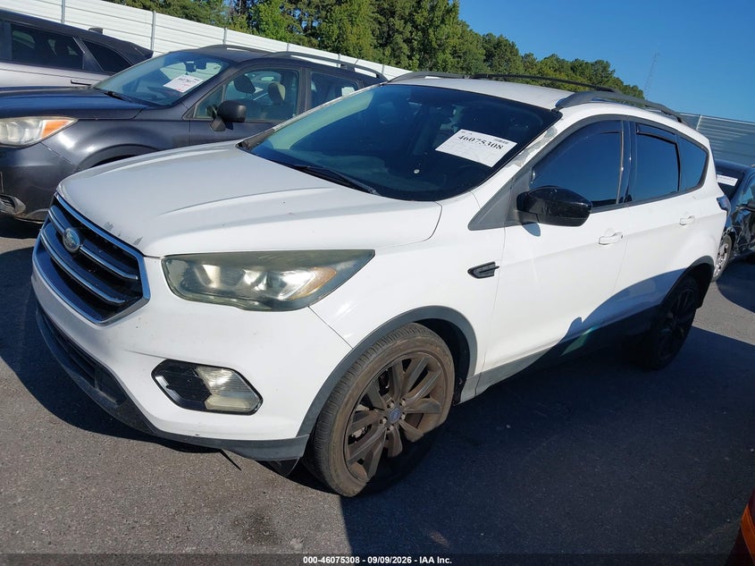 2017 FORD ESCAPE auction photo 2