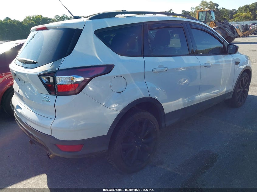 2017 FORD ESCAPE auction photo 4