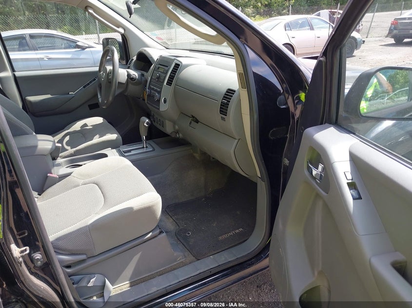 2010 NISSAN FRONTIER auction photo 5