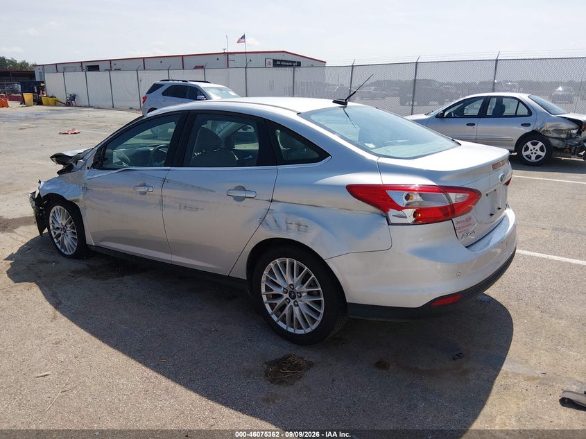 Vin: 1fahp3h24cl461832, lot: 46574909, ford focus sel 20123