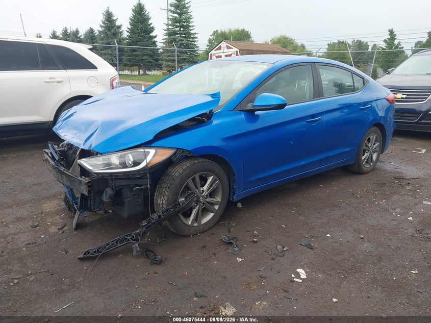 Vin: kmhd84lf0hu212124, lot: 46574991, hyundai elantra se 20172