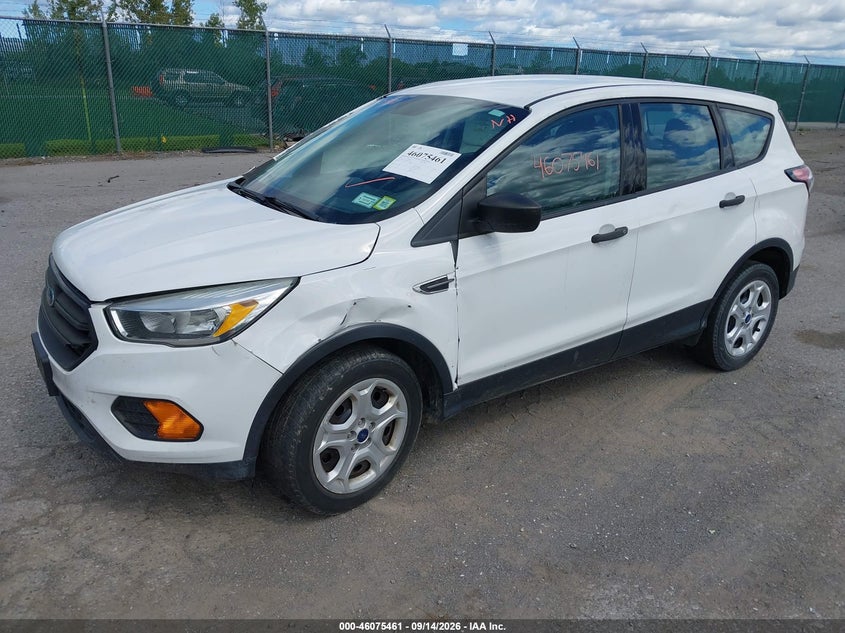 Vin: 1fmcu0f74hub27582, lot: 46575008, ford escape s 20172