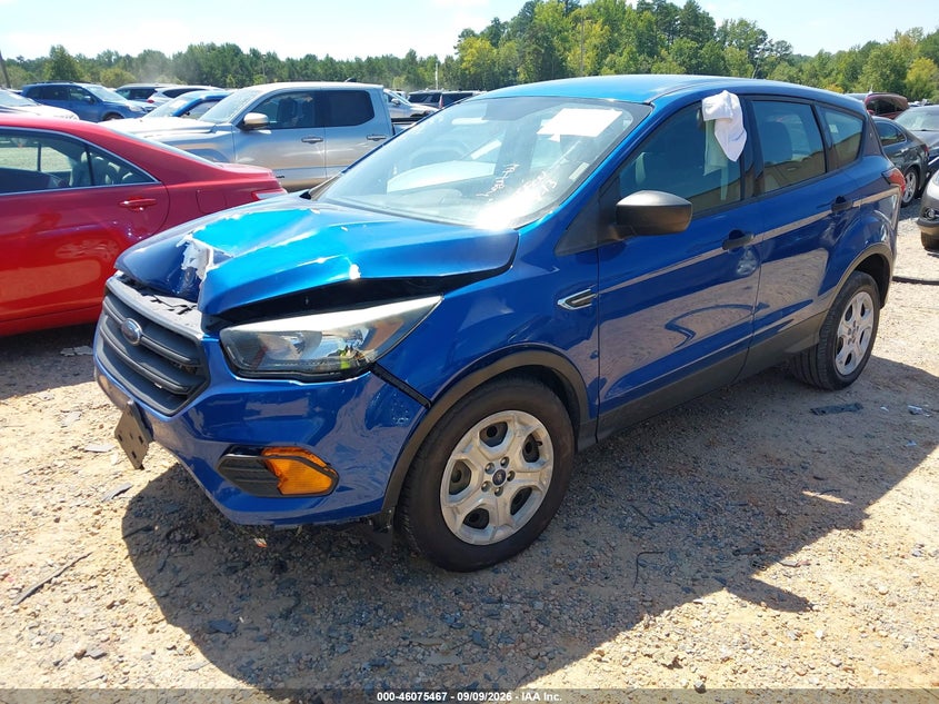 Vin: 1fmcu0f77kua91216, lot: 46575014, ford escape s 20192