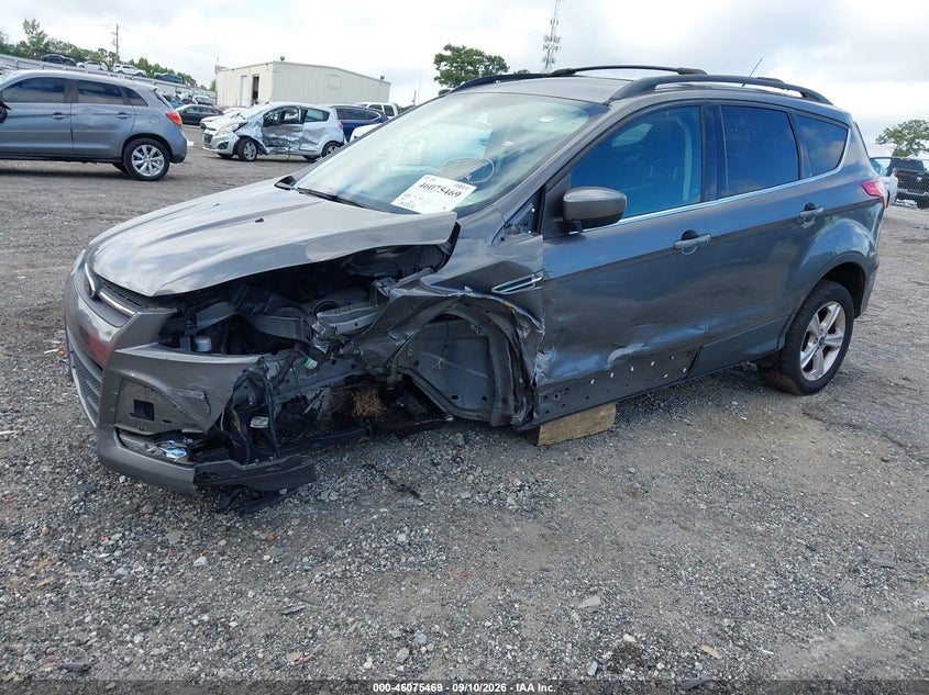 Vin: 1fmcu0g94duc07829, lot: 46575016, ford escape se 20132
