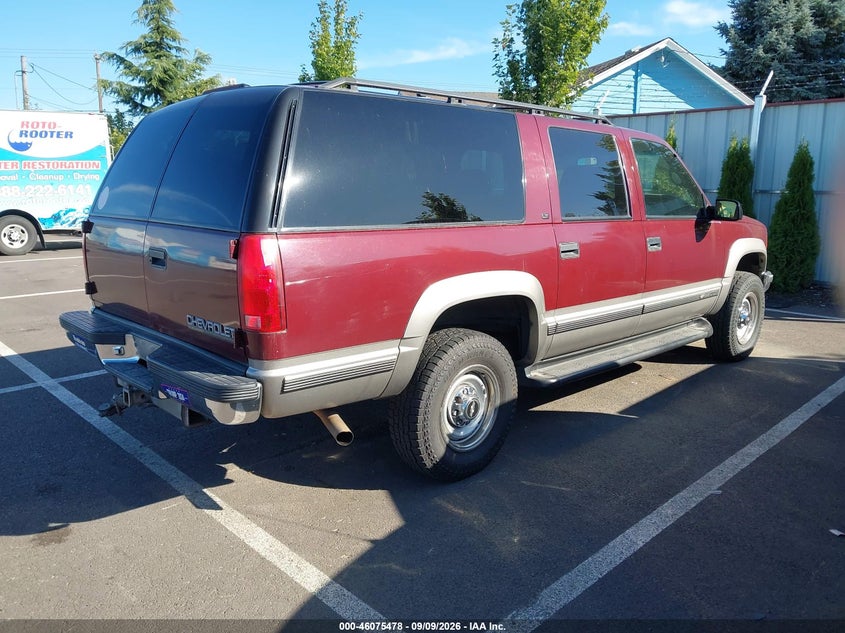 1999 CHEVROLET SUBURBAN 2500 auction photo 4