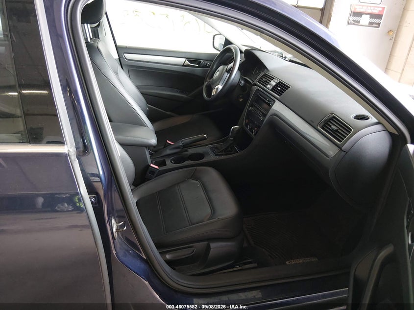 2014 VOLKSWAGEN PASSAT auction photo 5