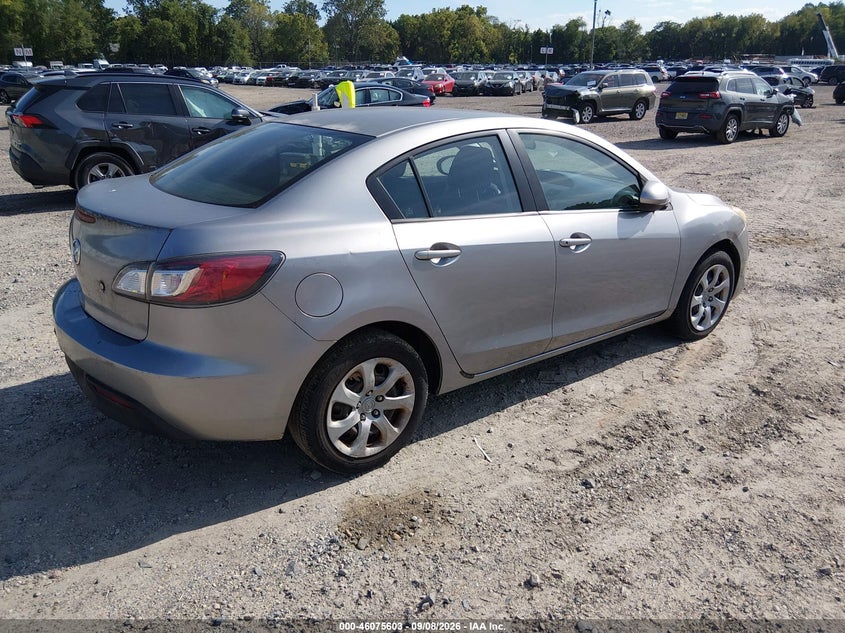 2010 MAZDA MAZDA3 auction photo 4