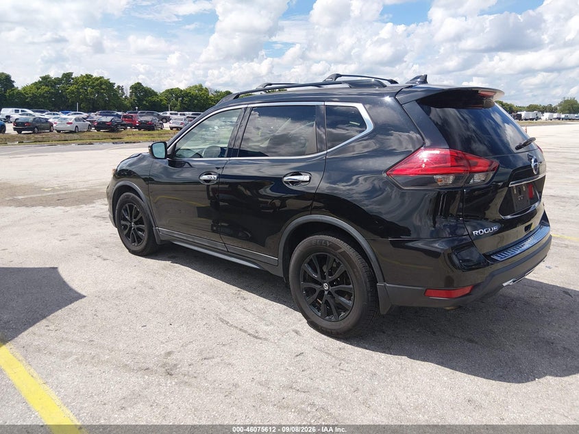 2017 NISSAN ROGUE auction photo 3