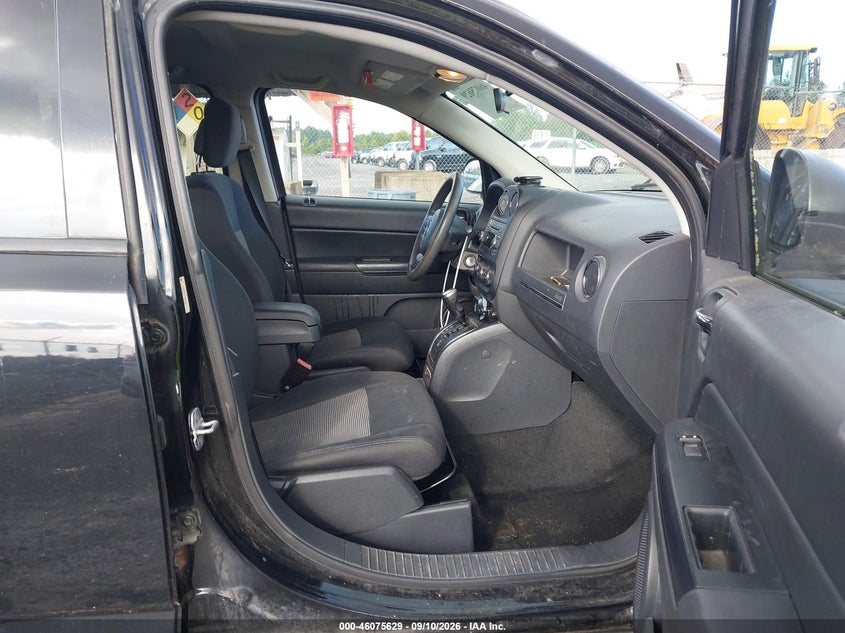 2012 JEEP COMPASS auction photo 5