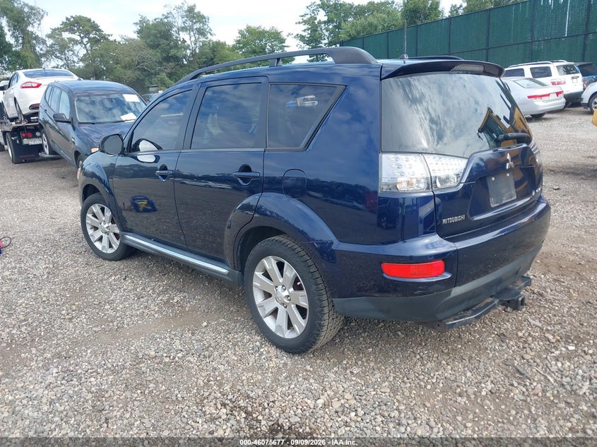 2010 MITSUBISHI OUTLANDER auction photo 3