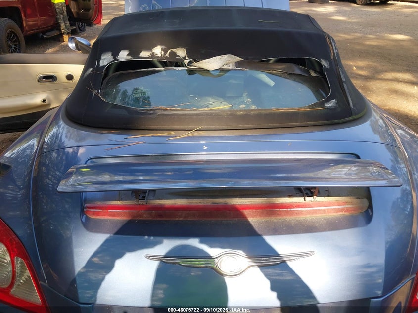 2005 CHRYSLER CROSSFIRE auction photo 6
