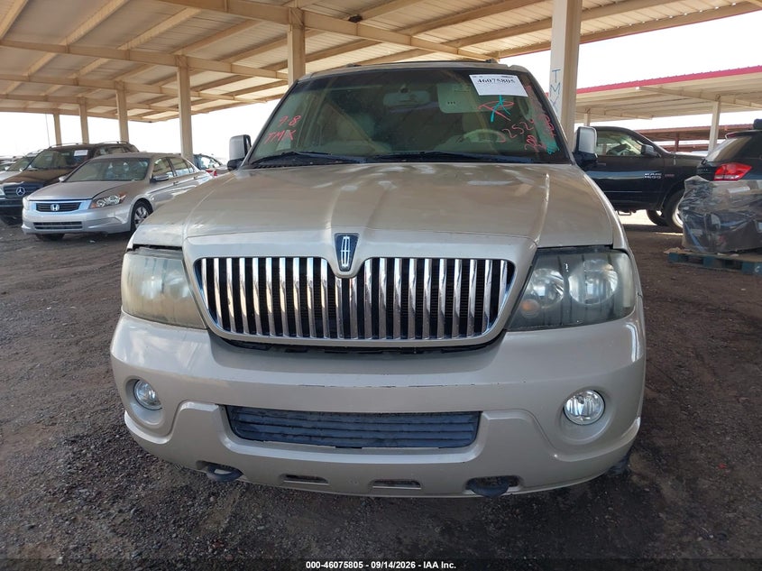 2004 LINCOLN NAVIGATOR auction photo 6