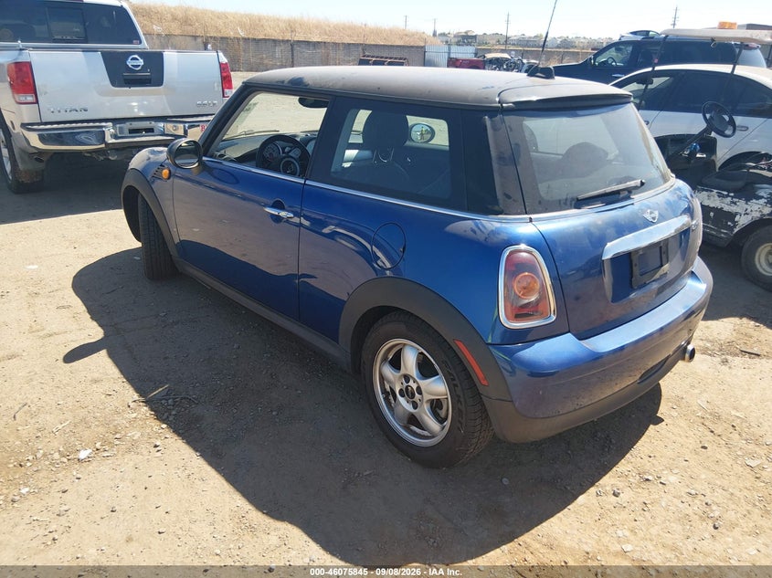 MINI COOPER 2008 VIN WMWMF33588TT68216