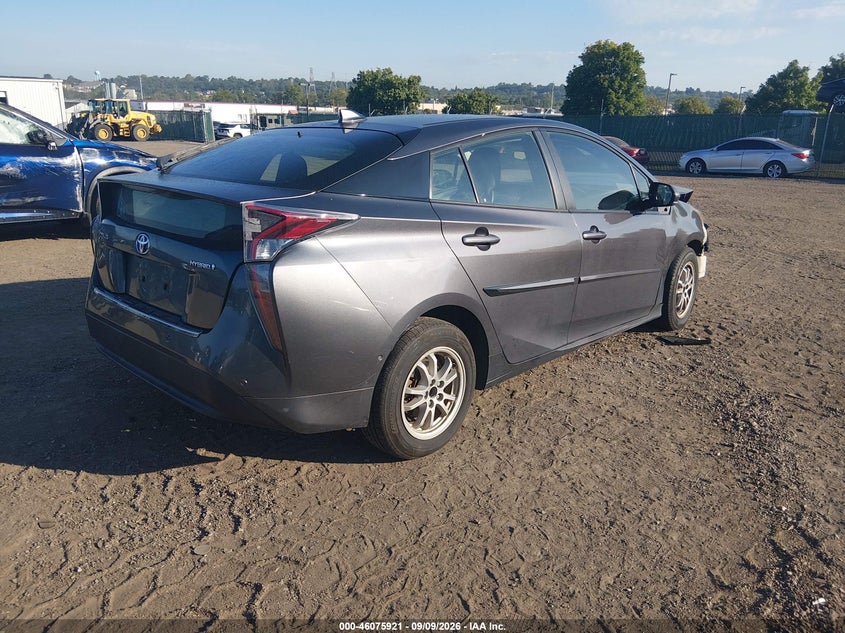 2017 TOYOTA PRIUS auction photo 4
