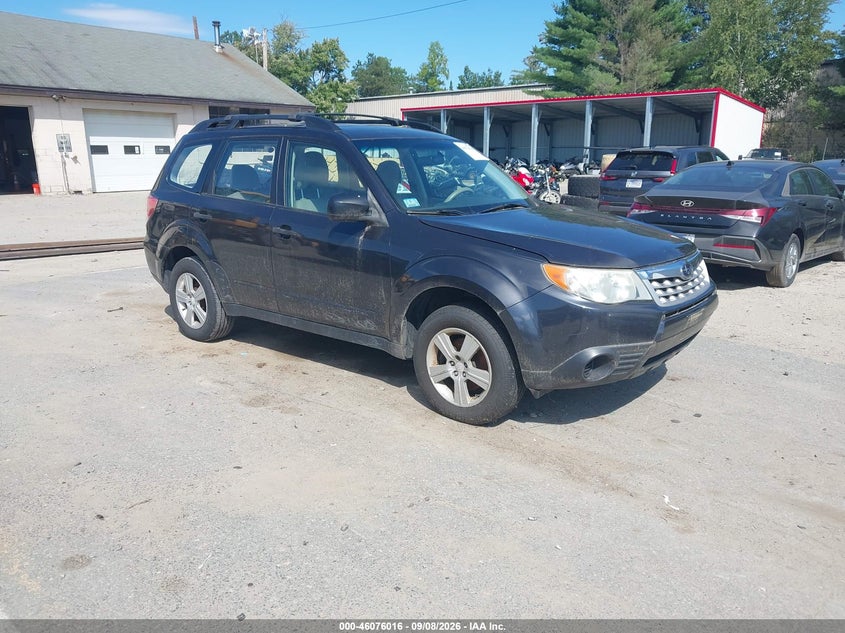 2012 SUBARU FORESTER auction photo 1