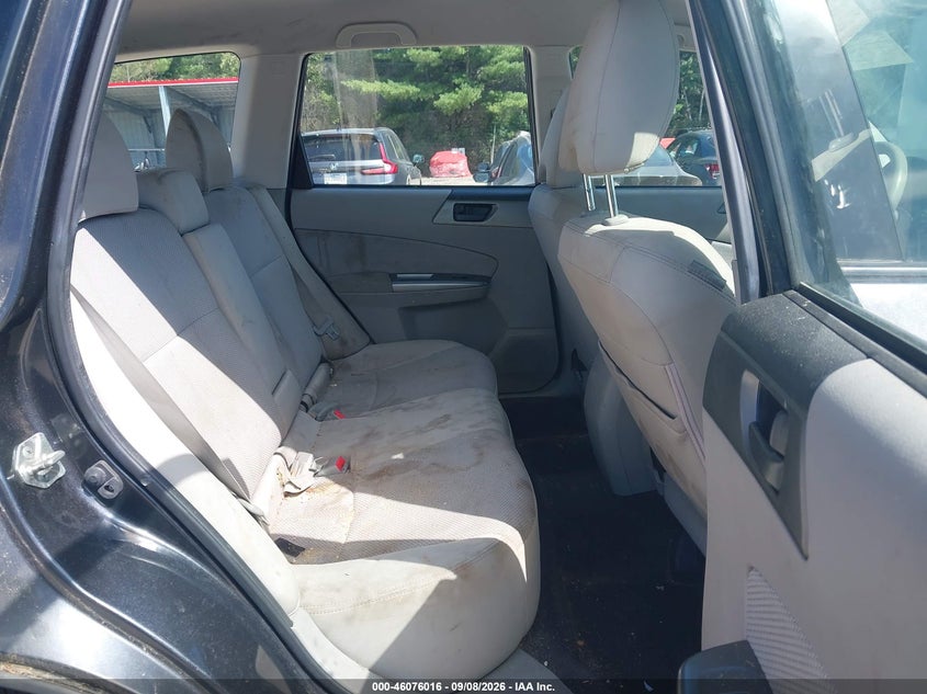 2012 SUBARU FORESTER auction photo 8