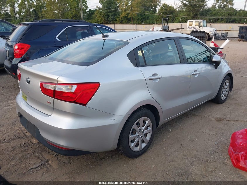 2016 KIA RIO LX · Photo 4