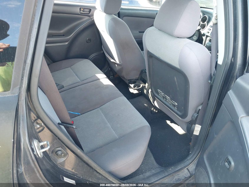 2004 TOYOTA MATRIX auction photo 8