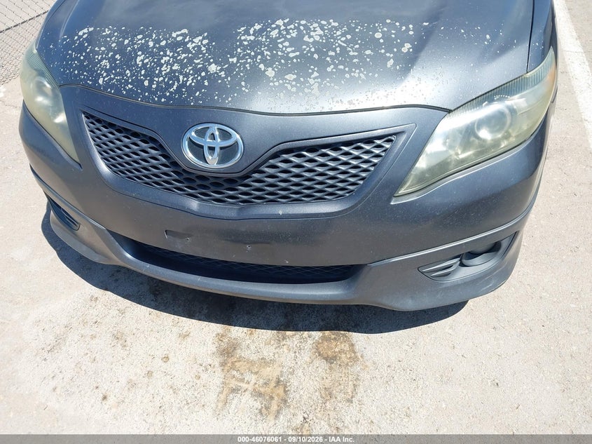 2010 TOYOTA CAMRY auction photo 6