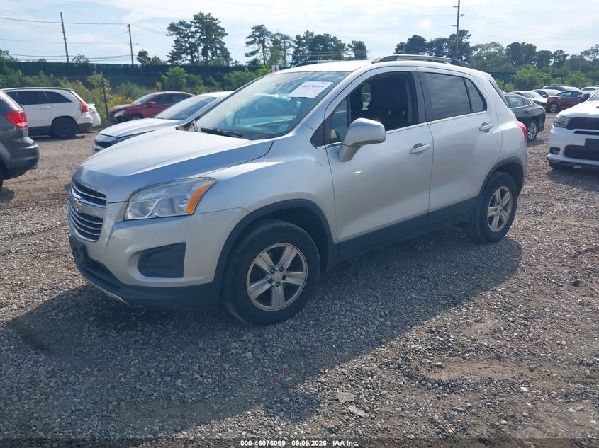 2016 CHEVROLET TRAX auction photo 2