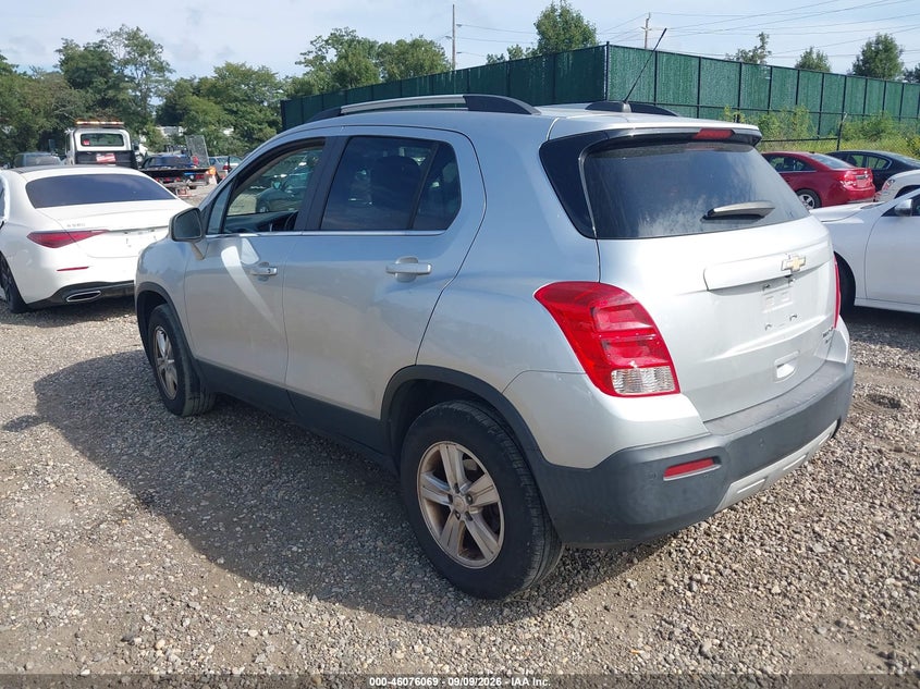 2016 CHEVROLET TRAX auction photo 3