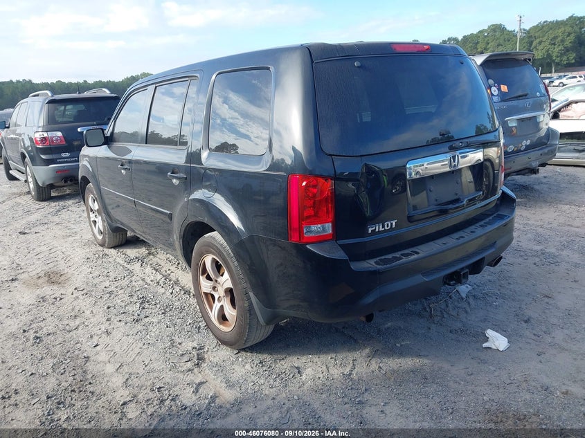 Vin: 5fnyf3h54fb027084, lot: 46575627, honda pilot ex-l 20153